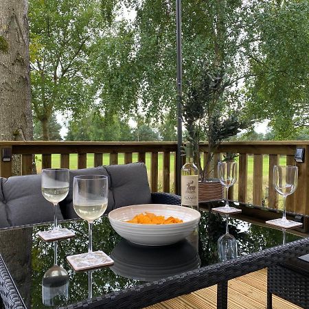 Teviotdale Lodge At Lilliardsedge Holiday Park Jedburgh Esterno foto
